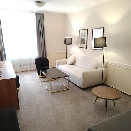 Hotel Embassy Karlovy Vary Luaran gambar
