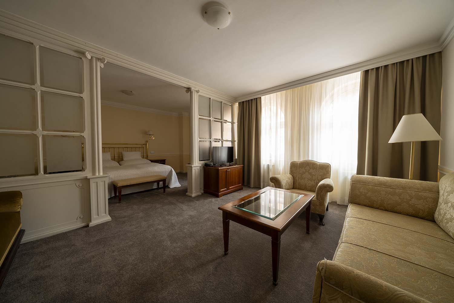 Hotel Embassy Karlovy Vary Luaran gambar