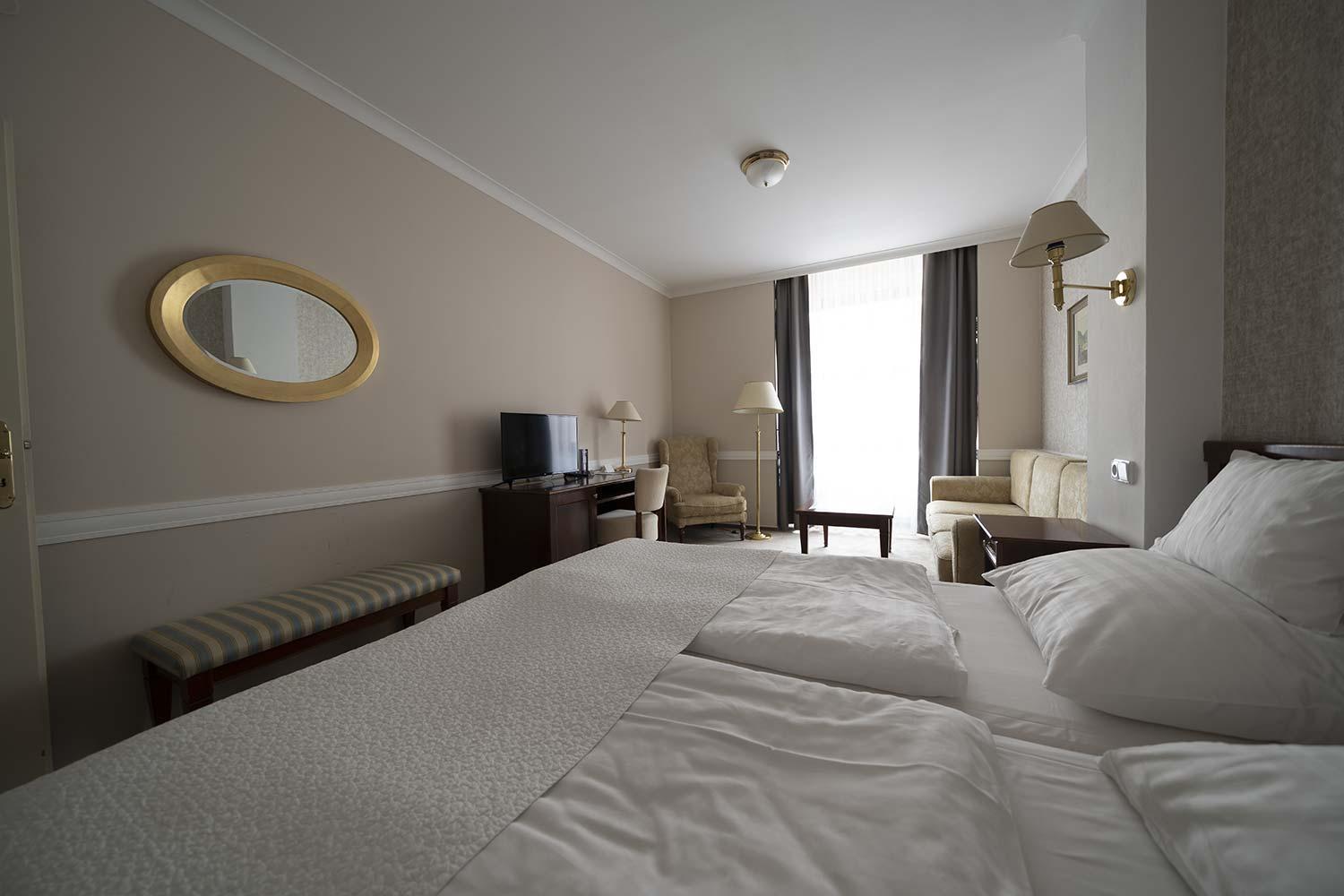 Hotel Embassy Karlovy Vary Luaran gambar
