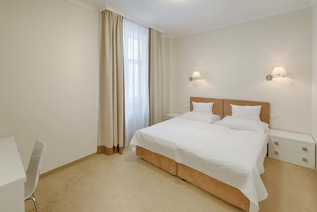 Hotel Embassy Karlovy Vary Luaran gambar