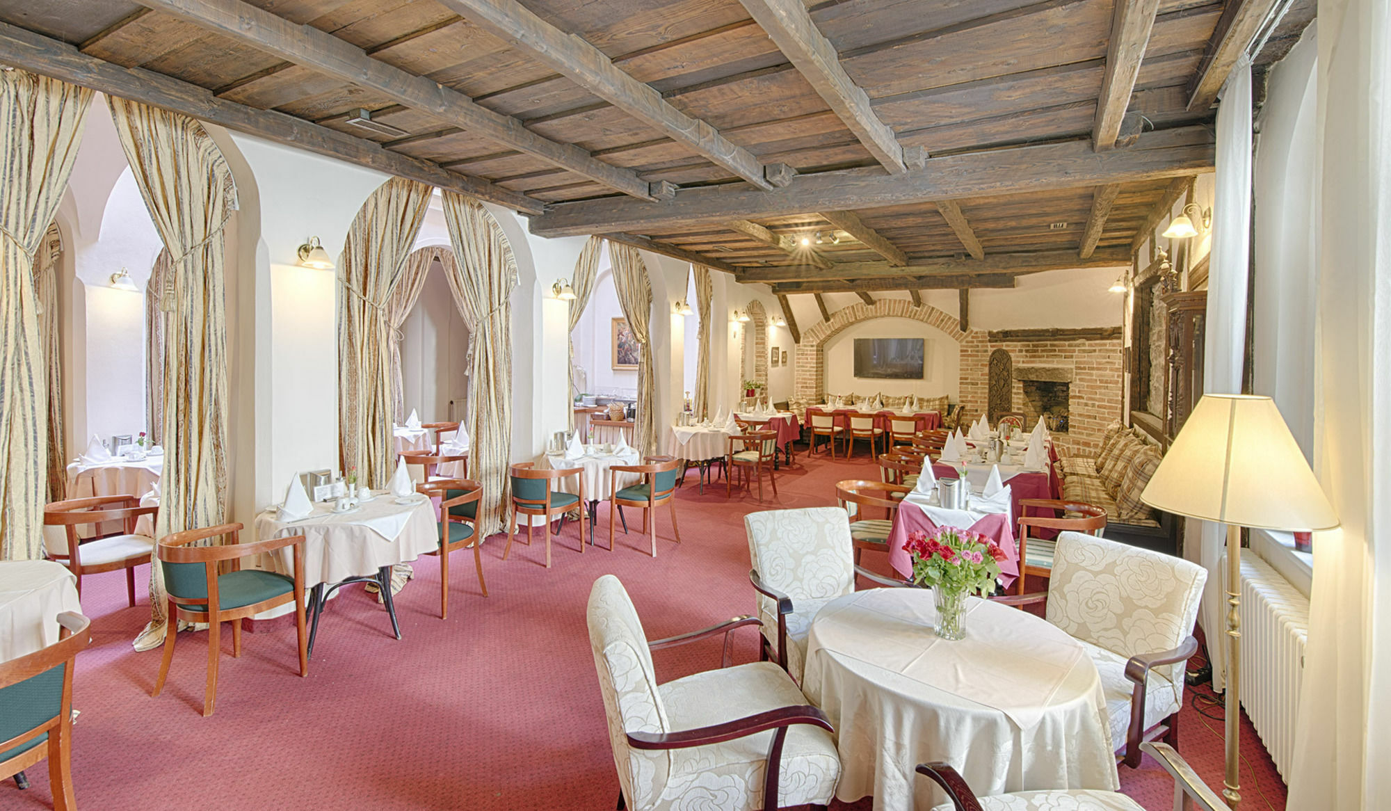 Hotel Embassy Karlovy Vary Luaran gambar